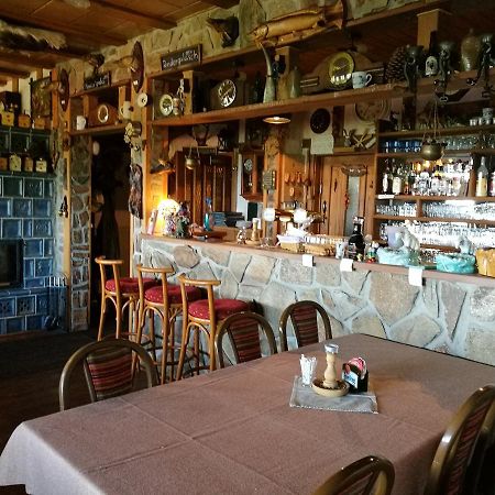 Restaurant Pension-Anton Jáchymov Zewnętrze zdjęcie