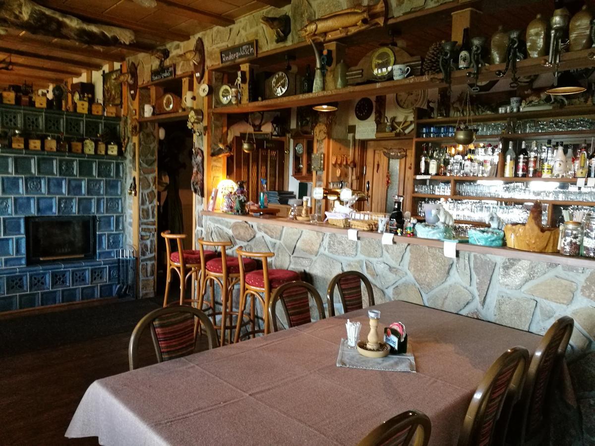 Restaurant Pension-Anton Jáchymov Zewnętrze zdjęcie